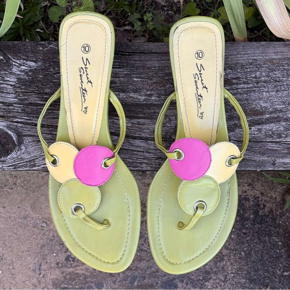 SWEET SEVENTEEN Size 10 Green Yellow Pink Kitten Heel Sandals - Picture 14 of 15